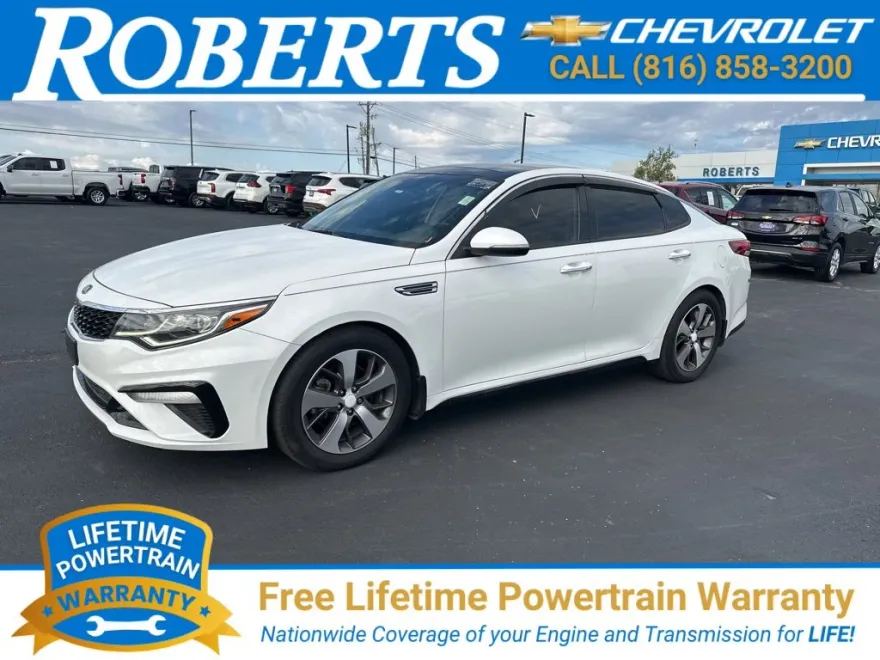 2019 Kia Optima S photo 1