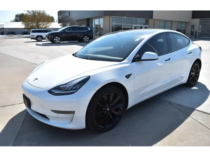 2018 Tesla Model 3 Long Range photo 1
