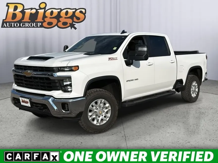 2024 Chevrolet Silverado 2500HD LT photo 1