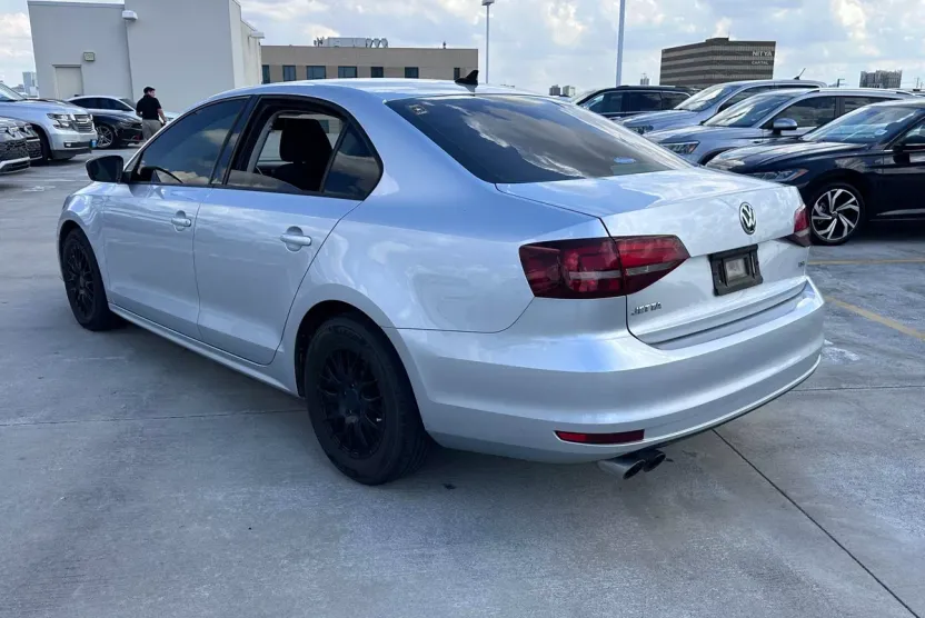 2016 Volkswagen Jetta 1.4T S photo 1
