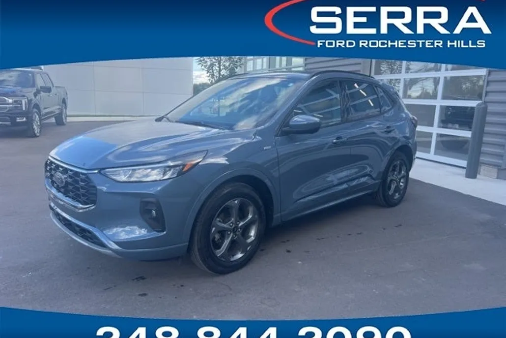 2023 Ford Escape Hybrid ST-Line Select photo 1