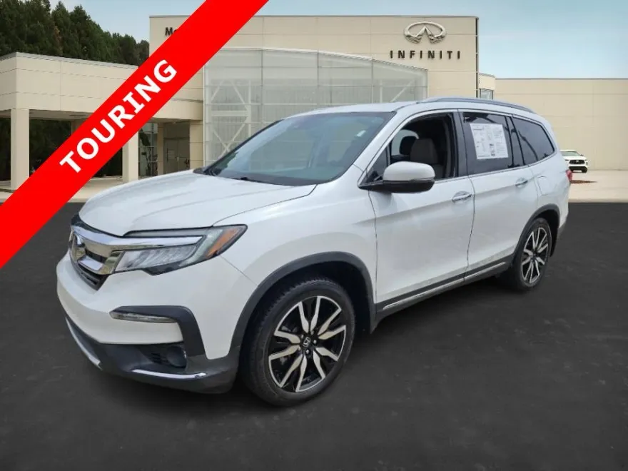 2022 Honda Pilot Touring photo 1