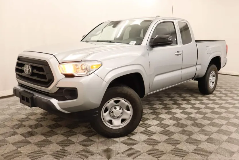 2023 Toyota Tacoma SR5 photo 1