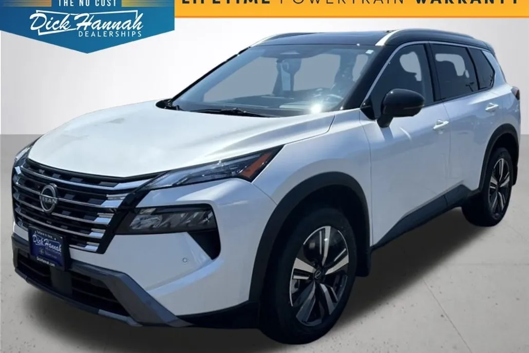 2025 Nissan Rogue SL photo 1