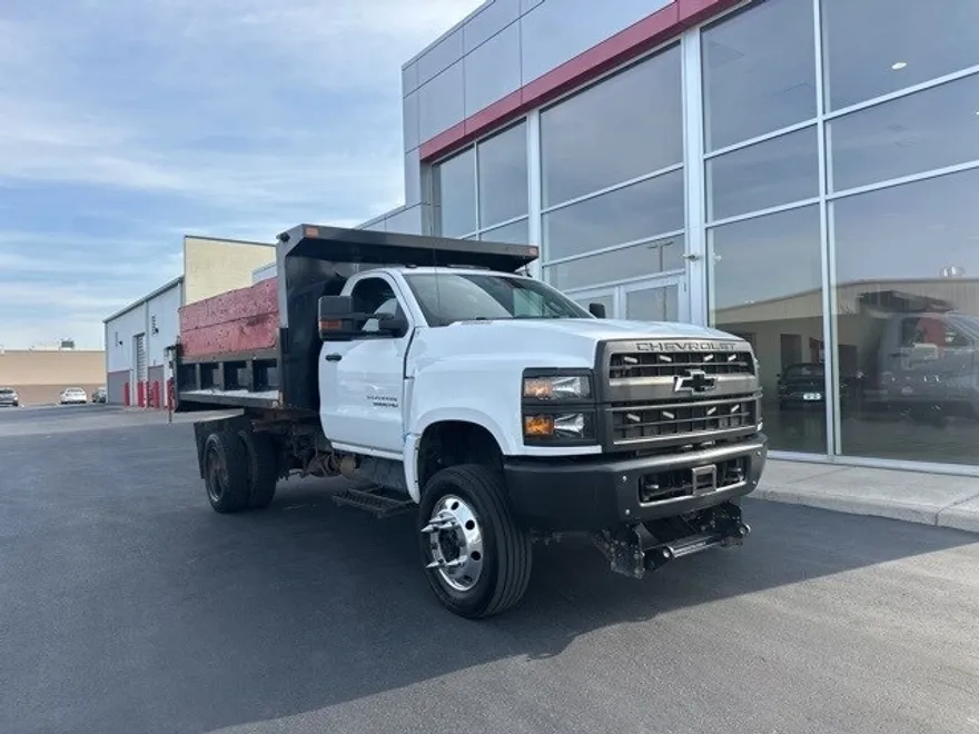 2021 Chevrolet Silverado 6500HD photo 1