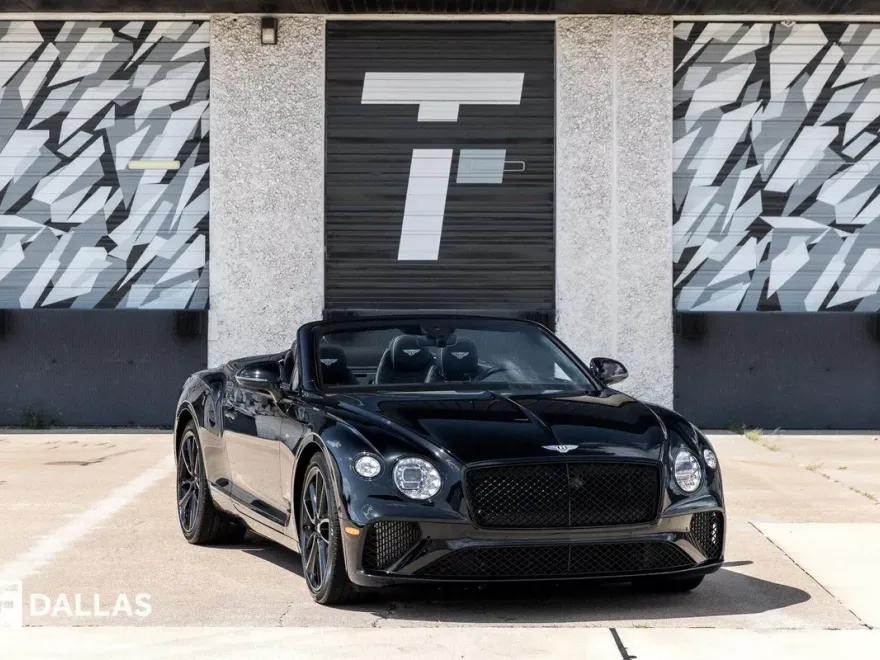 2022 Bentley Continental GTC V8 photo 1