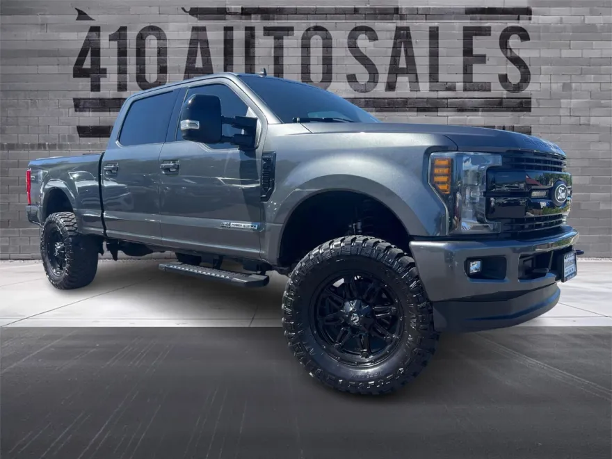 2019 Ford F-250 Lariat photo 1