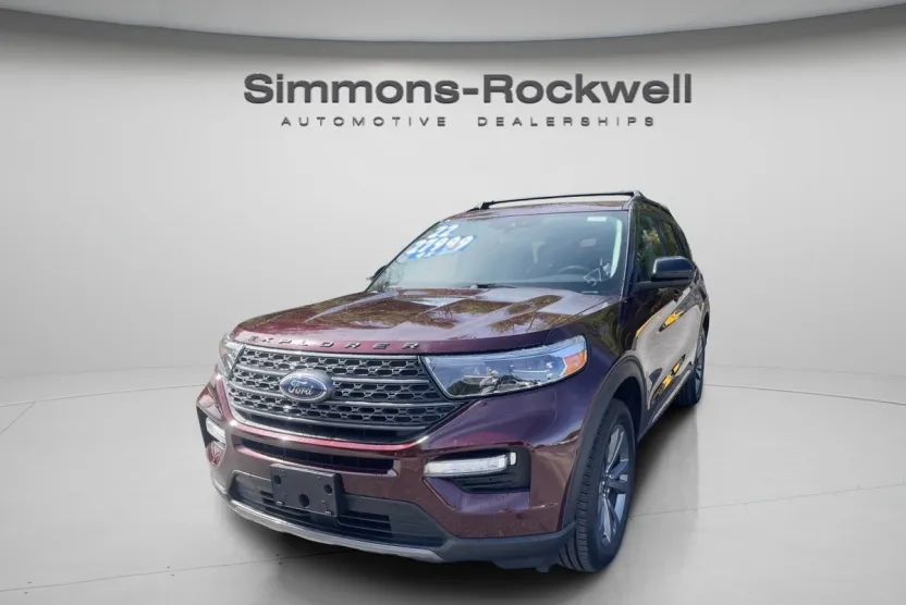 2022 Ford Explorer XLT photo 1