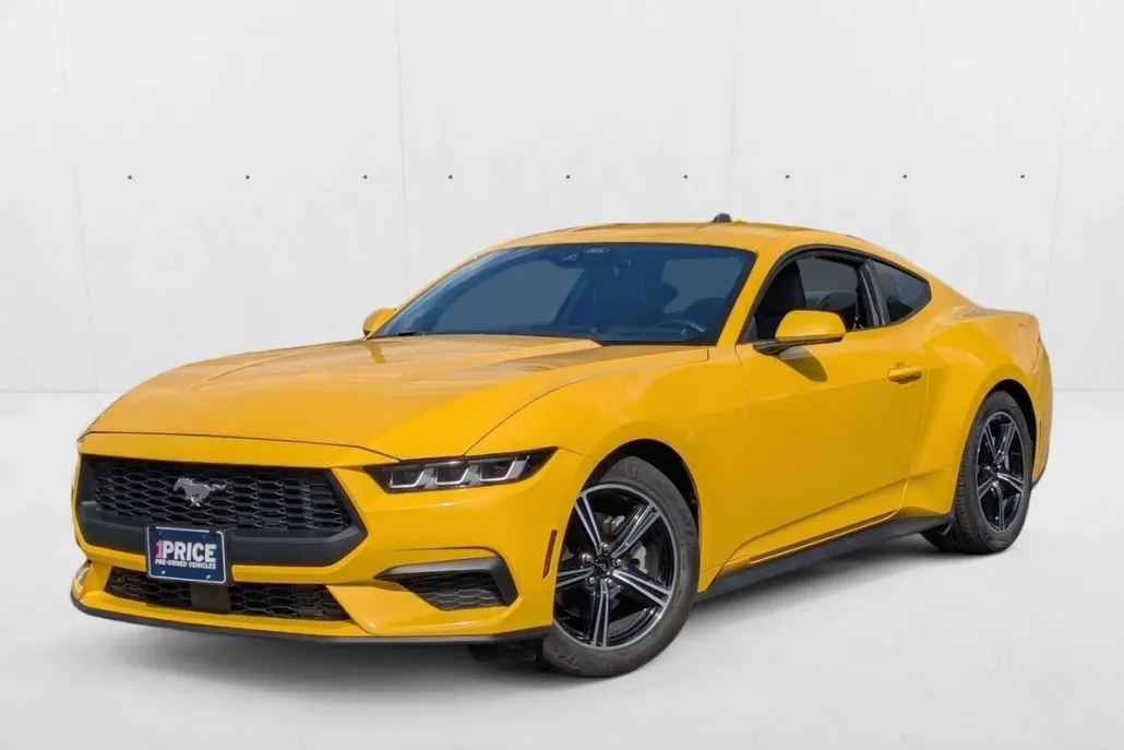 2024 Ford Mustang EcoBoost photo 1