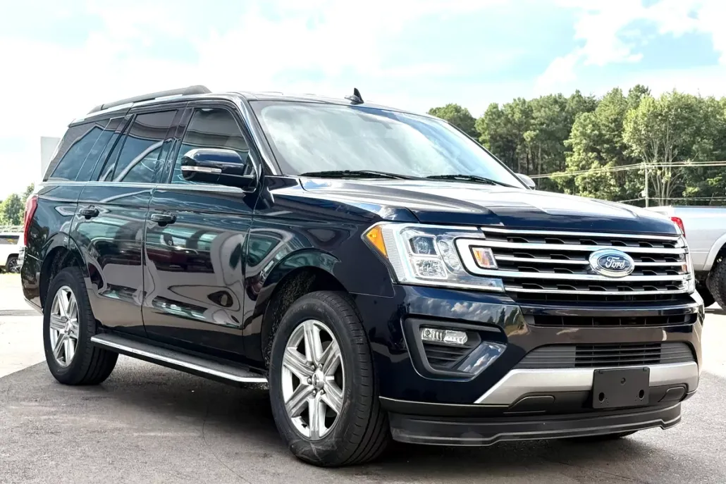 2021 Ford Expedition XLT photo 1