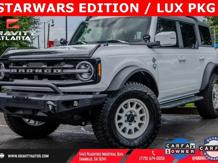 2024 Ford Bronco Outer Banks photo 1