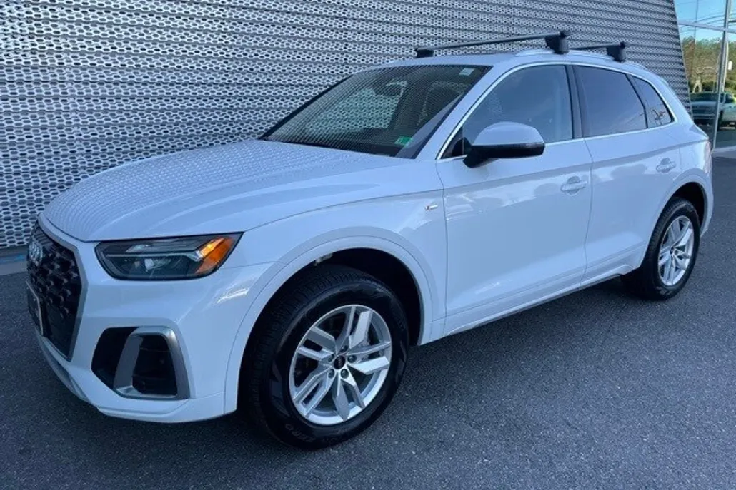 2024 Audi Q5 45 S line Premium photo 1