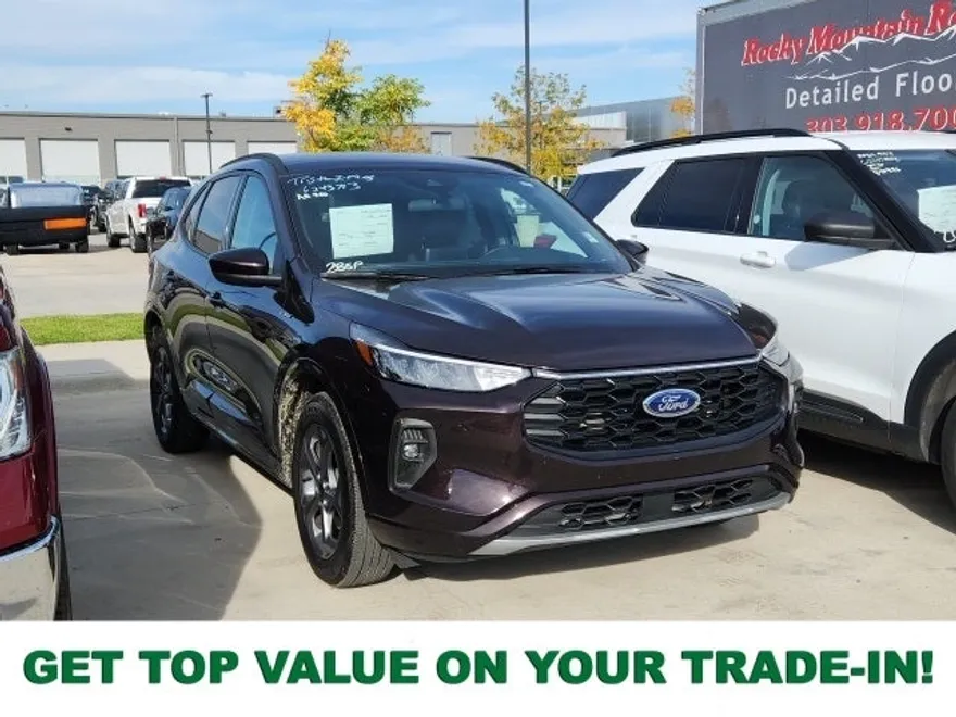 2023 Ford Escape ST-Line Select photo 1