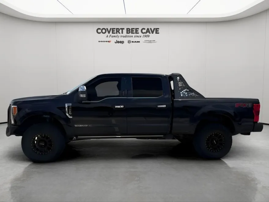 2019 Ford F-250 Platinum photo 1