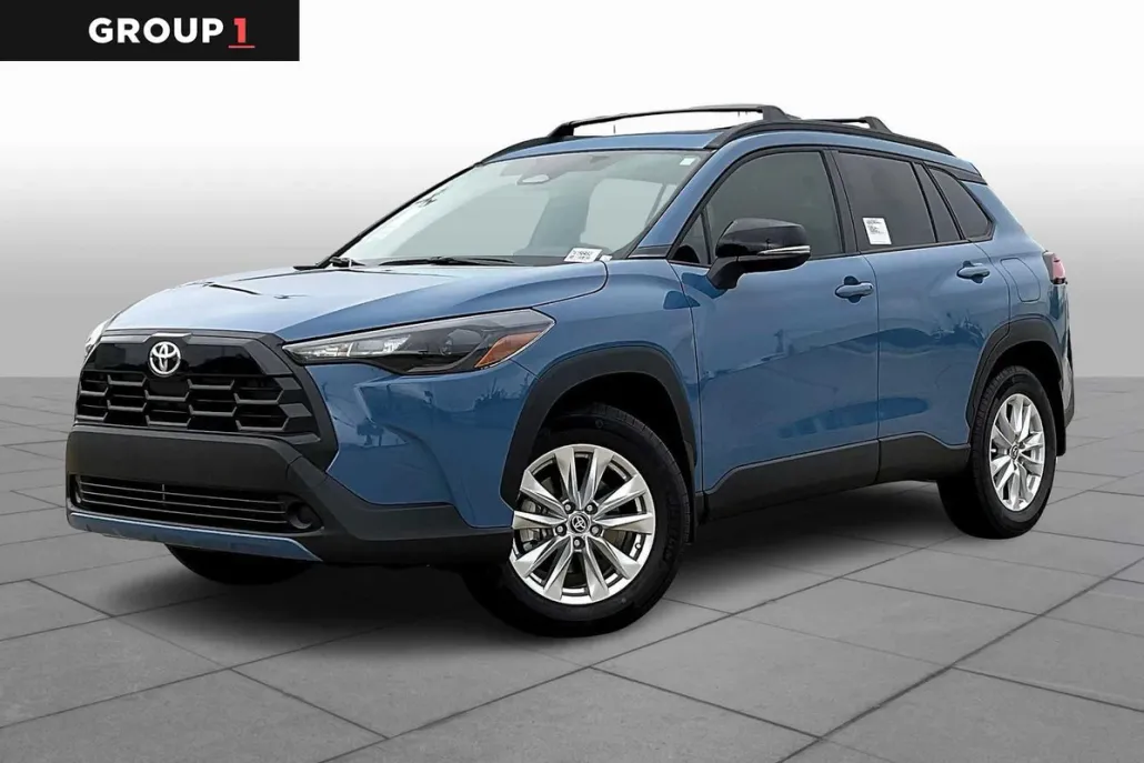 2026 Toyota Corolla Cross XLE photo 1