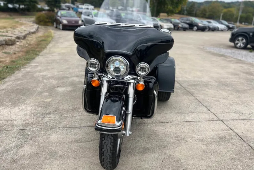 2008 Harley Davidson Electra Glide Ultra Classic FLHTCU photo 1