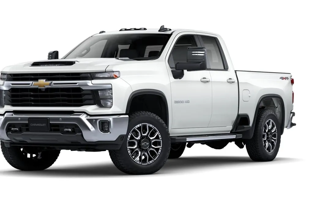 2025 Chevrolet Silverado 2500HD LT photo 1
