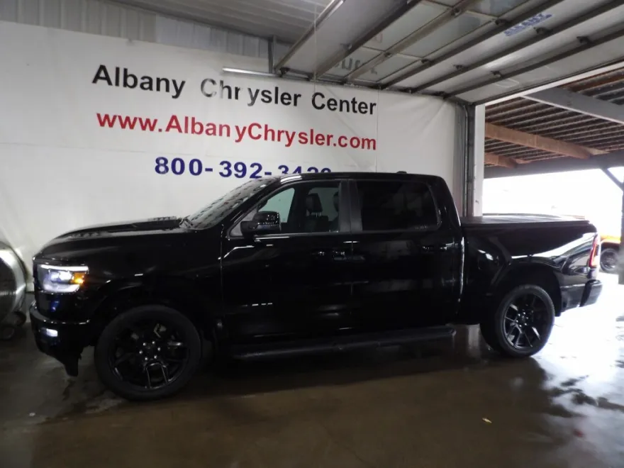 2023 Ram 1500 Laramie photo 1