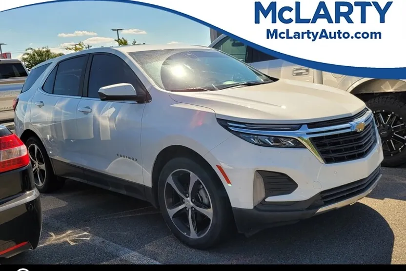 2023 Chevrolet Equinox LT photo 1