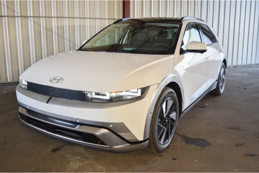 2025 Hyundai Ioniq 5 Limited photo 1