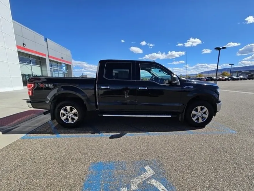 2019 Ford F-150 XLT photo 1