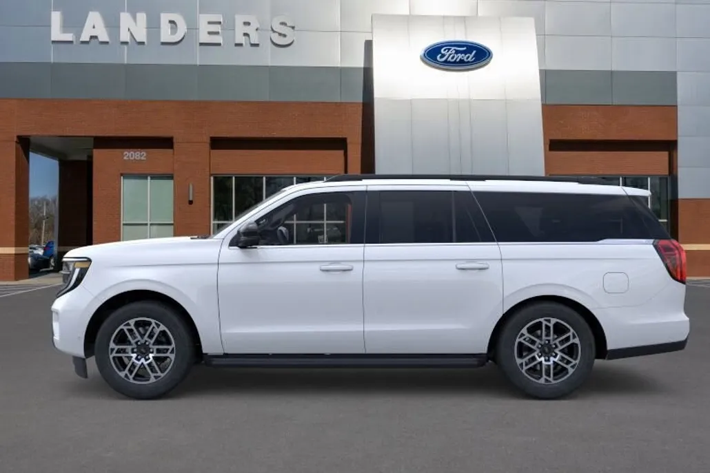 2025 Ford Expedition MAX photo 1