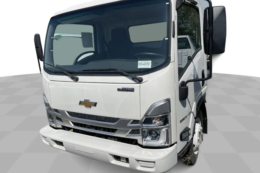 2024 Chevrolet Silverado photo 1