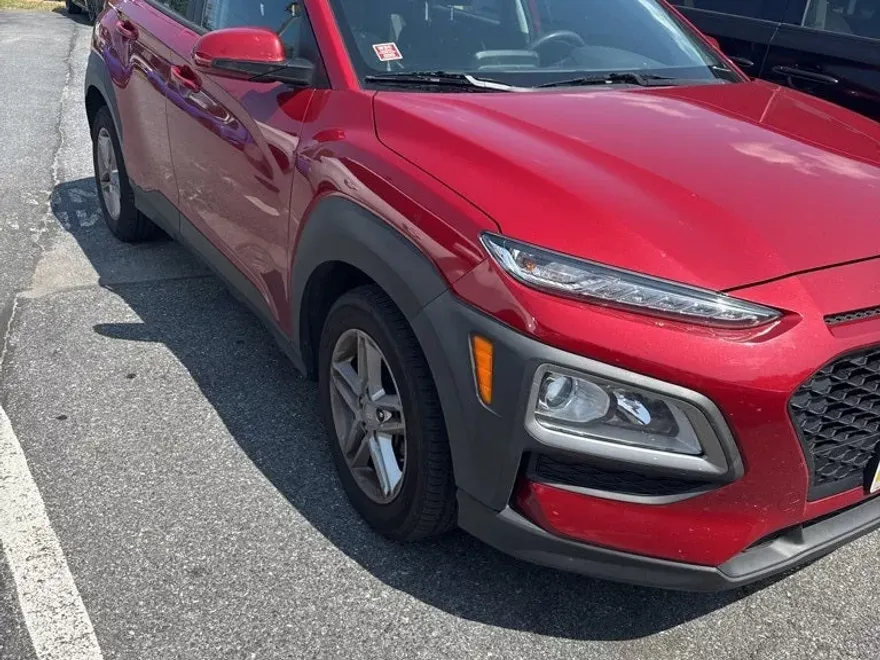 2021 Hyundai Kona SE photo 1