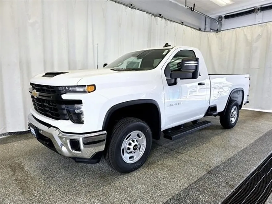 2025 Chevrolet Silverado 2500HD photo 1