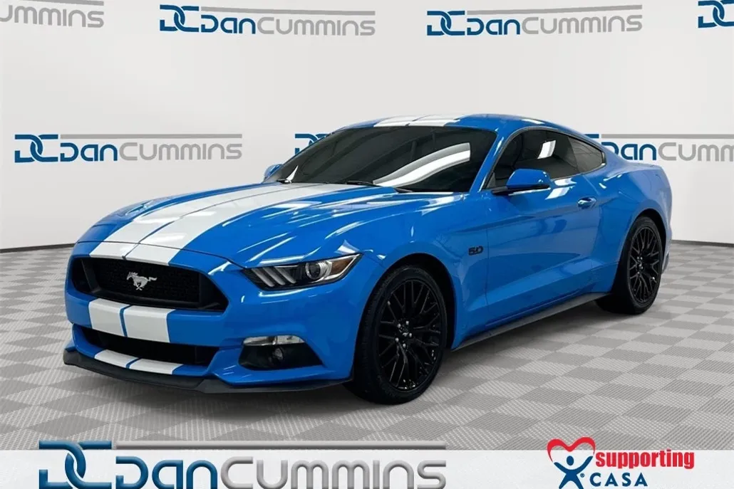 2017 Ford Mustang GT Premium photo 1