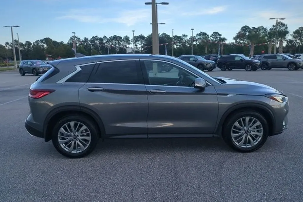 2025 Infiniti QX50 PURE photo 1