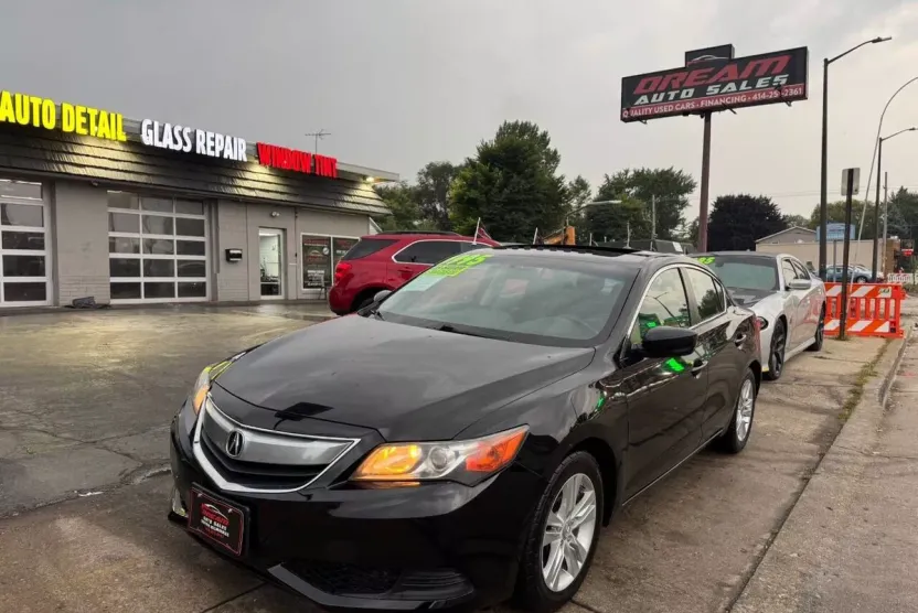2013 Acura ILX 2.0L photo 1