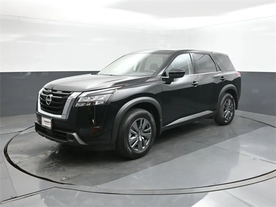 2025 Nissan Pathfinder S photo 1