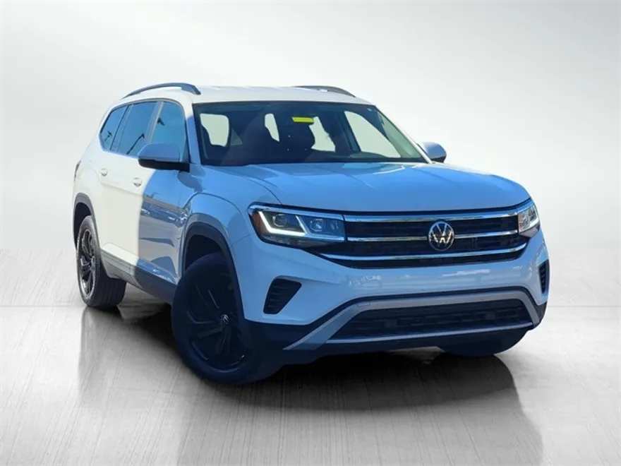 2022 Volkswagen Atlas SE Technology photo 1
