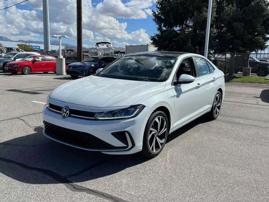 2026 Volkswagen Jetta SEL photo 1