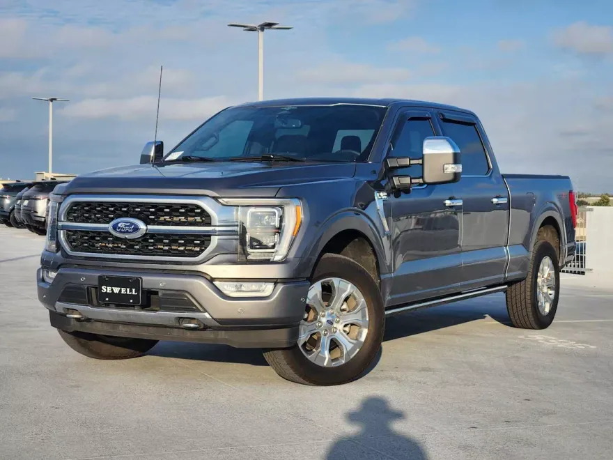 2023 Ford F-150 Platinum photo 1