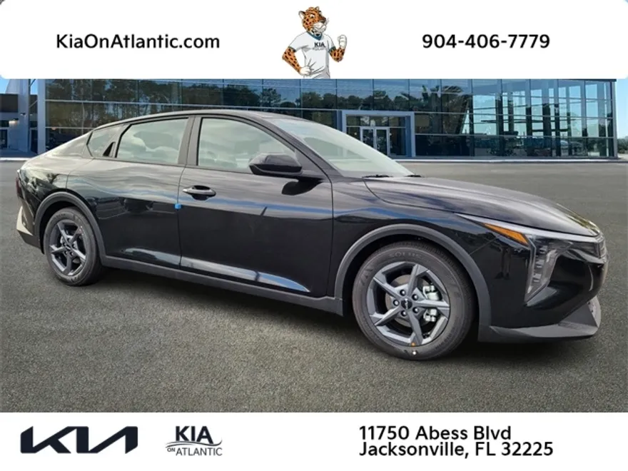 2025 Kia K4 LXS photo 1