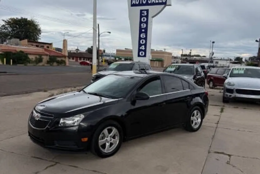 2013 Chevrolet Cruze photo 1