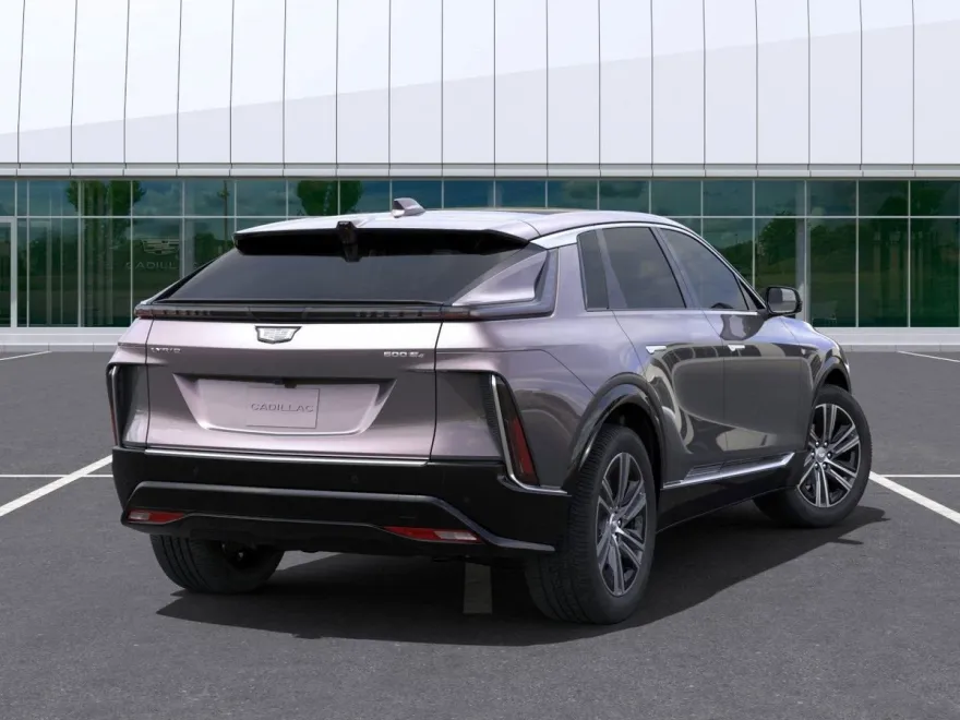 2025 Cadillac Lyriq Luxury photo 1