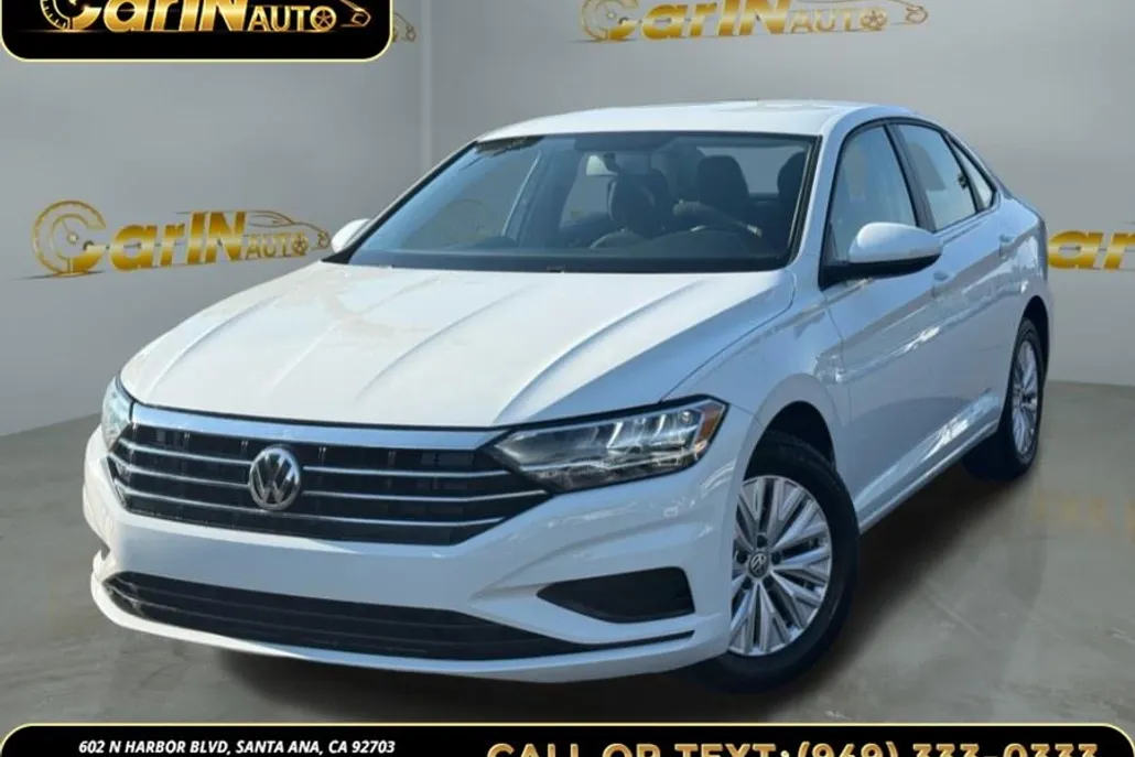 2019 Volkswagen Jetta SE R-Line photo 1