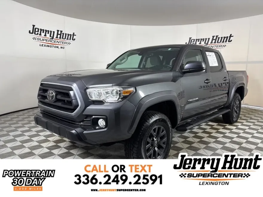 2020 Toyota Tacoma SR5 photo 1