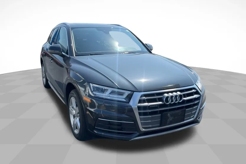 2019 Audi Q5 45 Premium photo 1