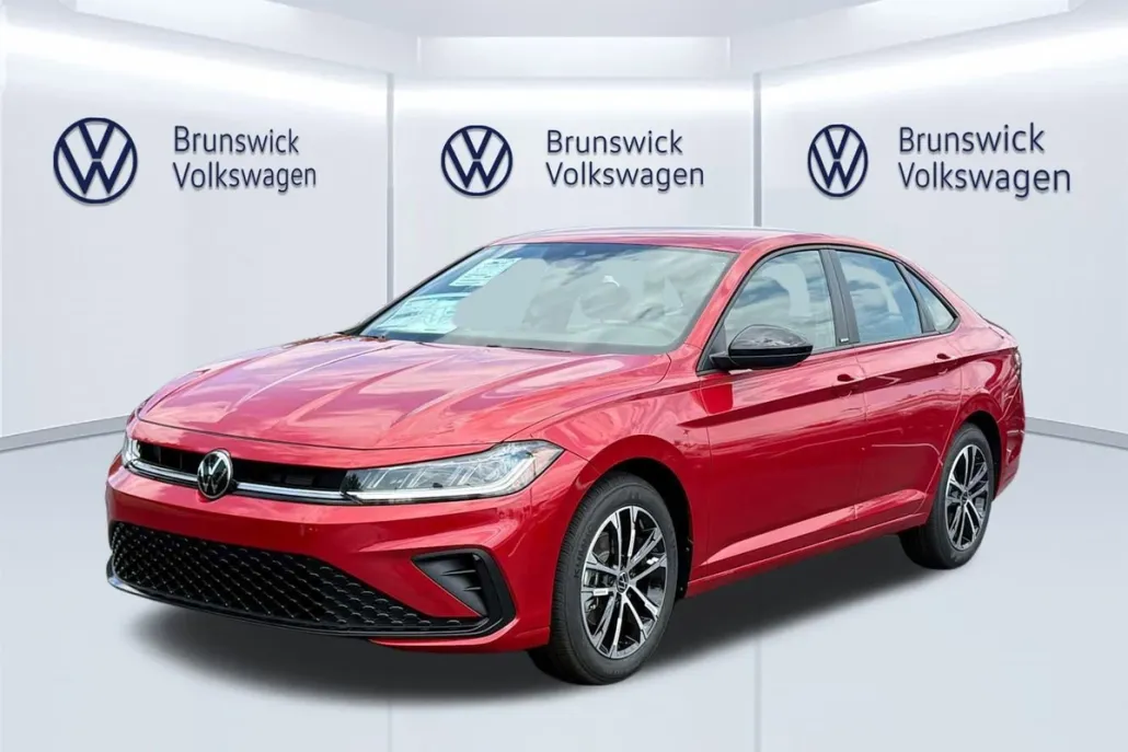 2025 Volkswagen Jetta Sport photo 1