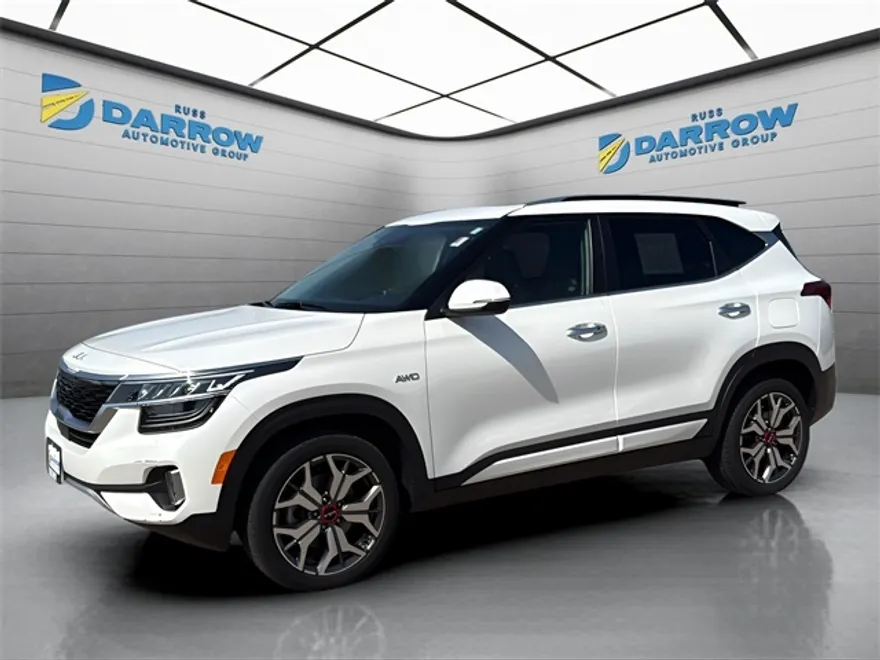 2023 Kia Seltos SX photo 1