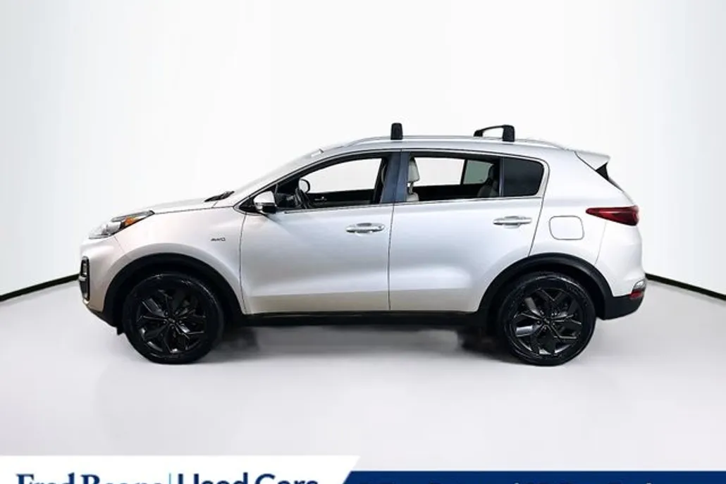 2020 Kia Sportage S photo 1