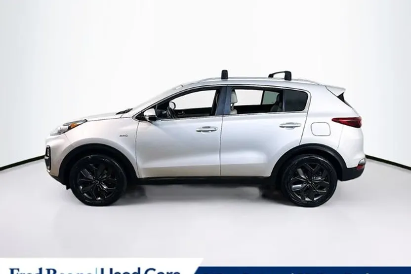 2020 Kia Sportage S photo 1
