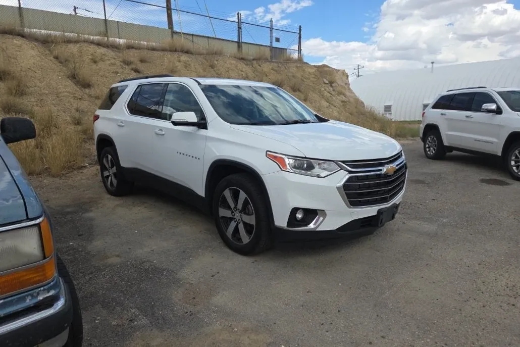 2020 Chevrolet Traverse 3LT photo 1