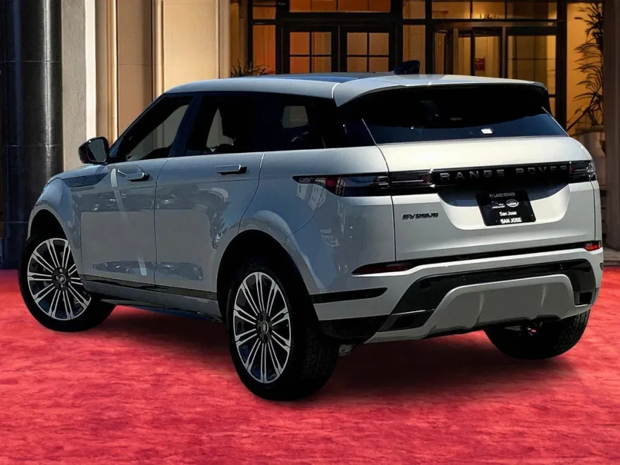 2026 Land Rover Range Rover Evoque Dynamic SE photo 1