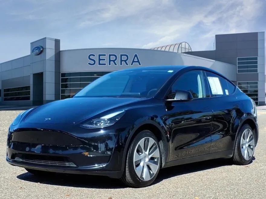 2023 Tesla Model Y Long Range photo 1