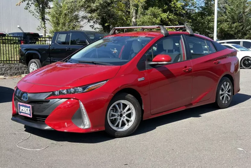2021 Toyota Prius Prime XLE photo 1